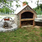 - Paklenica Riviera 27380