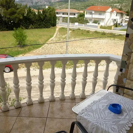 - Paklenica Riviera 27380 Seline