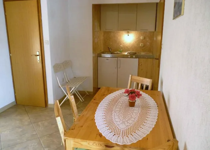 - Paklenica Riviera 27380 *