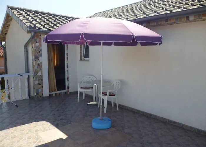 - Paklenica Riviera 27380 *