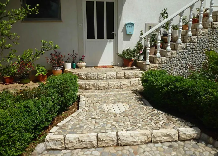 - Paklenica Riviera 27380 * Seline