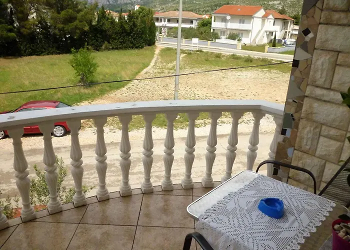 - Paklenica Riviera 27380 Seline